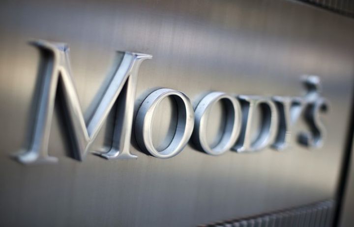 Moody's Qətəri "neqativ"ə saldı