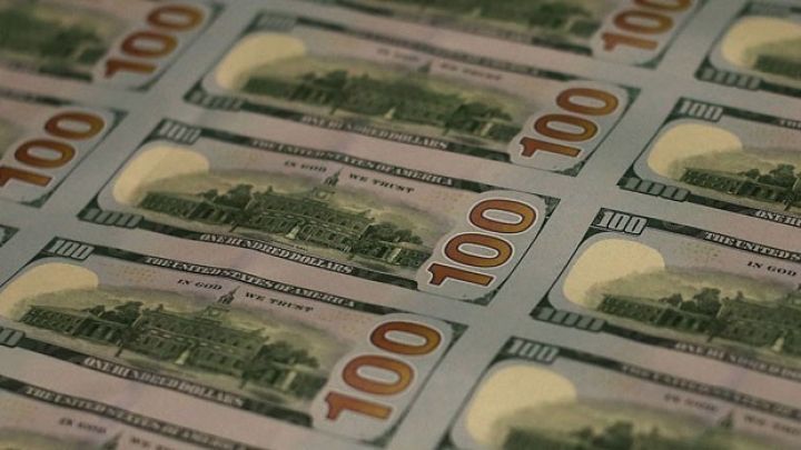 Dollar, mühüm valyutalar qarşısında güclənib