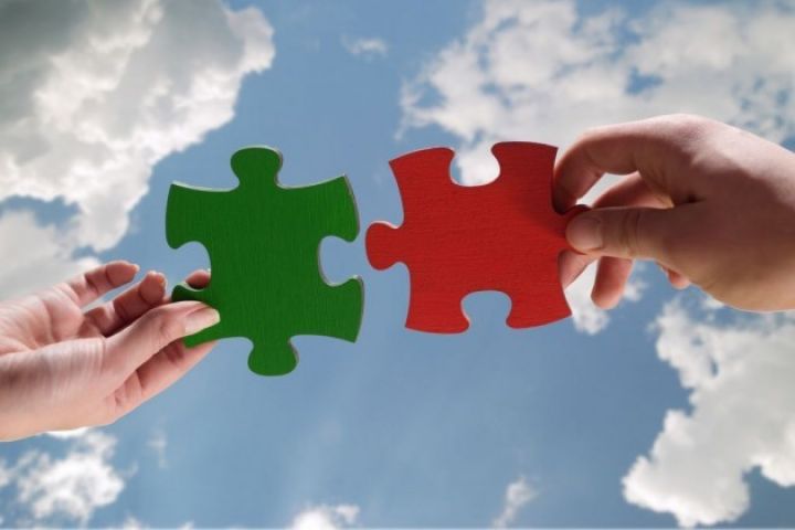 "Hələ də zəif banklar var, Palata bu bankların birləşdirilməsinə çalışmalıdır"