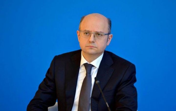 Şahbazov: ABŞ-ın İrana qarşı sanksiyaları neft bazarına güclü təsir göstərməyəcək