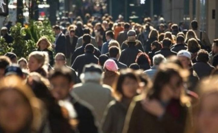 Əhalinin borc yükü daha da artdı - 7 MİLYARD MANATA YAXINLAŞDI