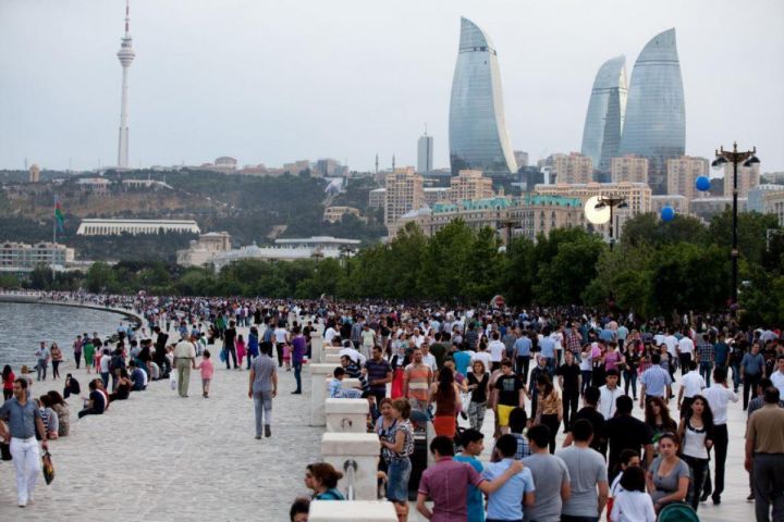 Ötən il Azərbaycan əhalisinin sayı 37 min nəfər artıb
