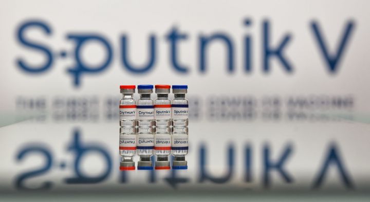 ÜST "Sputnik V"nin təsdiqini dayandırır