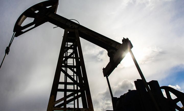 Neftin qiyməti 5%-dən çox düşüb