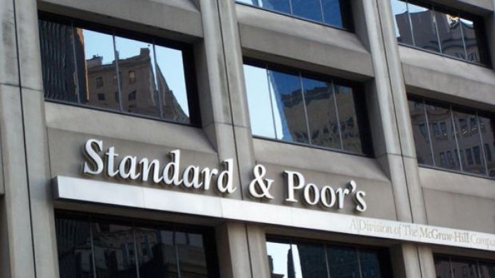 S&P qlobal iqtisadi artım proqnozunu aşağı saldı