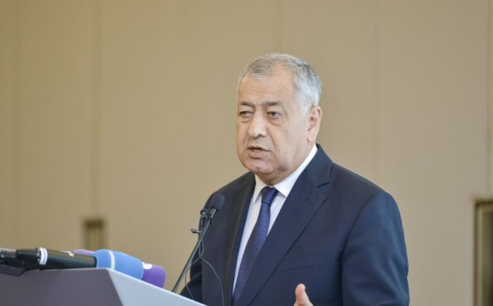 "Dərman xaricdəkindən iki dəfə baha olsun, 7-8 dəfə baha ola bilməz axı..." - Deputat