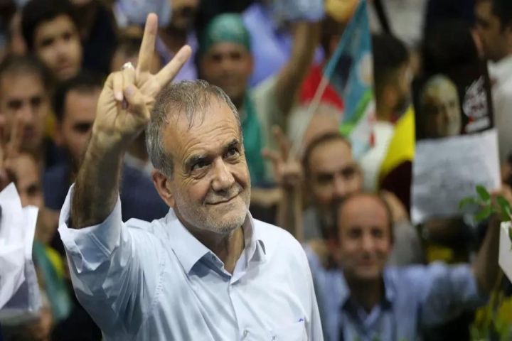 İranda prezident seçkilərinə yenidən Məsud Pezeşkian liderlik edir