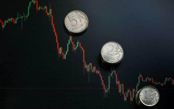 "Rubl təxminən 10% ucuzlaşa bilər"