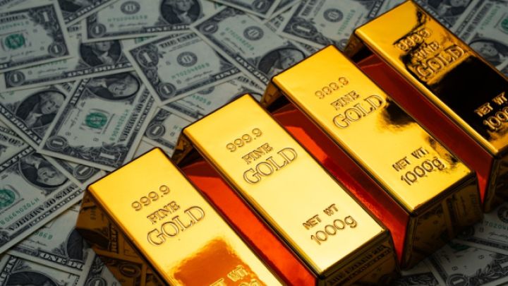 Qızılın qiyməti tarixdə ilk dəfə 4500 dolları keçdi