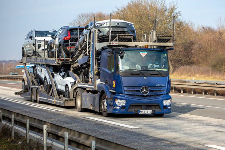 Xaricdən alınan avtomobillərin sayında azalma - DƏYƏR ÜZRƏ İSƏ ARTIB BAŞ VERİB