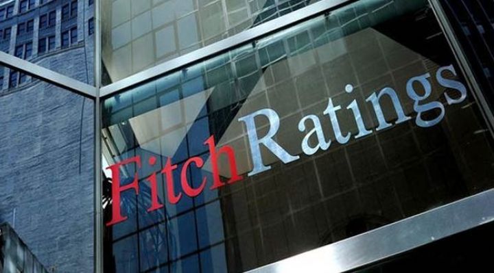 "Fitch": Azərbaycan bunu bacaran 4 neft ölkəsindən biridir