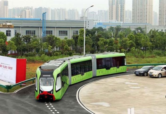 Çində relssiz tramvay yaradılıb