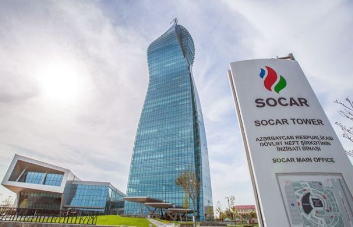 SOCAR-da orta maaş 1000 manatı keçib