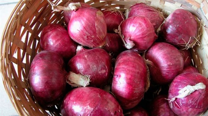 İran soğan ixracını qadağan edib