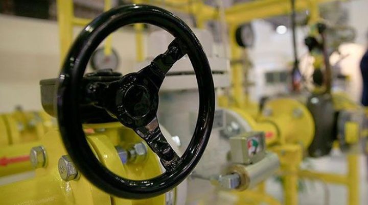 Rusiyanın neft və təbii qaz istehsalı azalıb