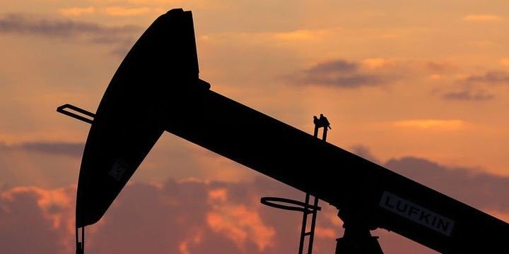 Neft ABŞ-Çin gərginliyi ilə ucuzlaşır - YENİLƏNİB