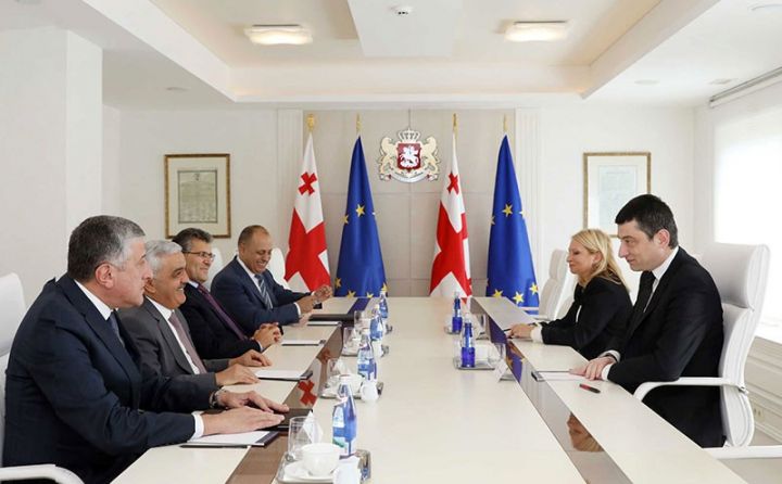 SOCAR prezidenti Gürcüstanın Baş naziri ilə görüşüb