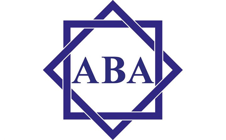 Azərbaycanda çalışan hər bir bank əməkdaşı Türkiyəyə 5 ağac tingi verəcək - QƏRAR