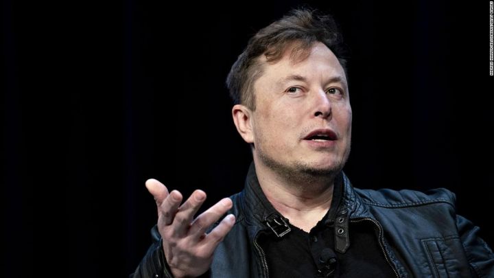 Kriptovalyuta investorlarından Tesla şefinə çağırış: “get, avtomobilini burax”!