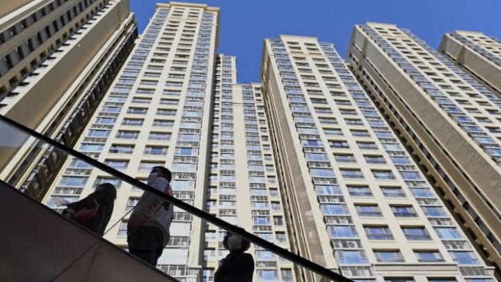 Dünyanın ən borclu əmlak şirkəti ilk gecikən ödənişini edir