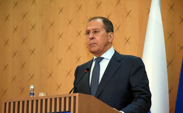Lavrov: “Üçtərəfli bəyanatların ciddi şəkildə icrası vacibdir”
