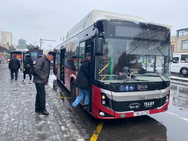 Bakı-Sumqayıt avtobus marşrutlarında bir gediş üzrə qiymət 60 qəpik təsdiq edilib