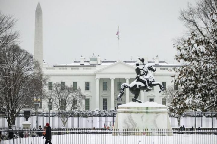 Ağ Ev: PUA insidentinə baxmayaraq, ABŞ-İran danışıqları qüvvədə qalır
